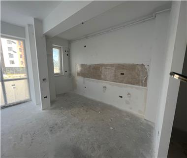 Apartament Nou 3 camere  de vanzare  Lunca Cetatuii,